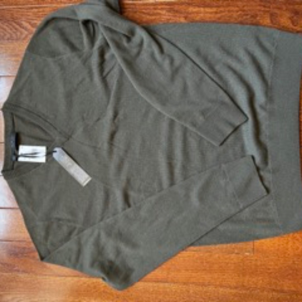 Saks cashmere never worn olive sweater